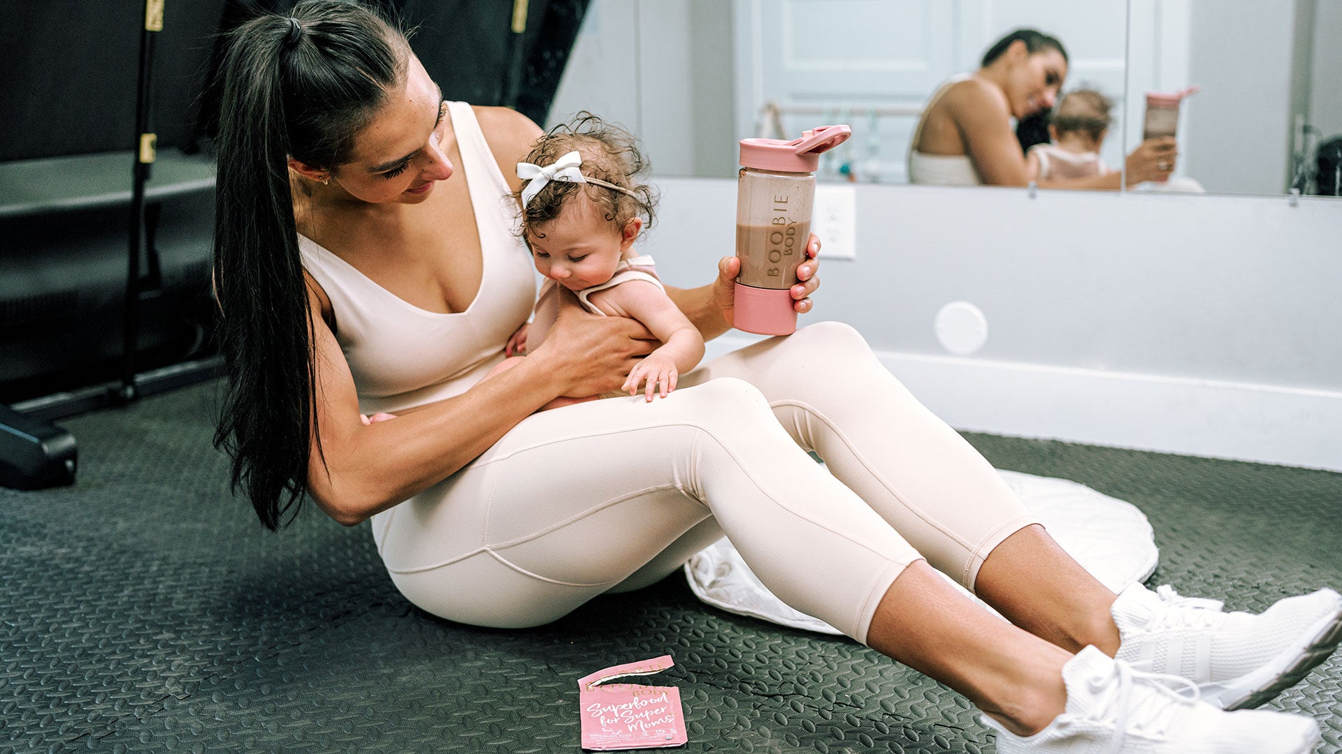 6 Tips to Losing Weight While Breastfeeding & Maintaining Your Milk Supply